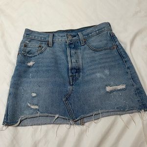 Levi’s denim mini skirt